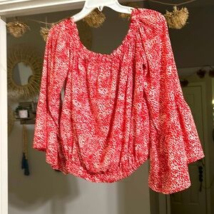 Red floral flared sleeveless crop top!